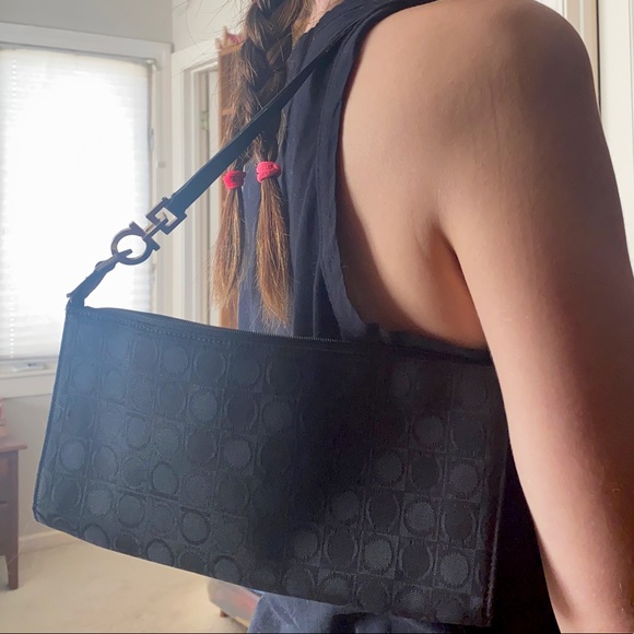 Salvatore Ferragamo Vintage Monogram Bag - Picture 8 of 8